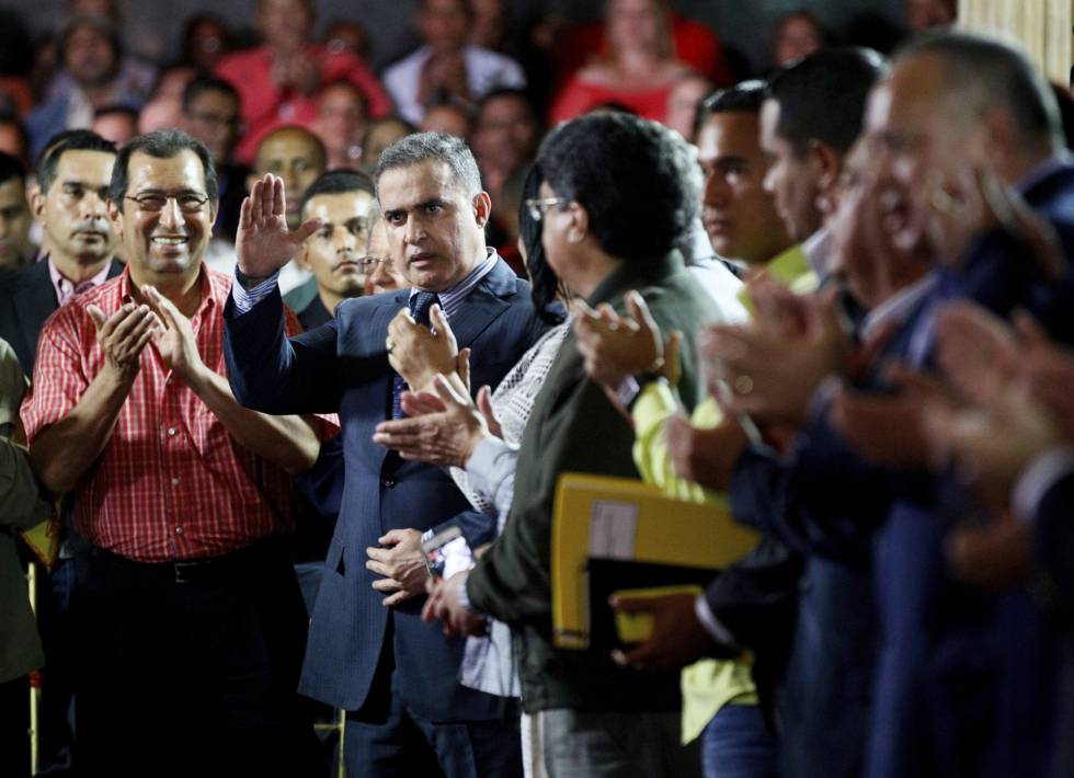 Tarek William Saab, de activista tibio a chavista fiel, nuevo Fiscal General 1502044358_091857_1502047586_noticia_normal