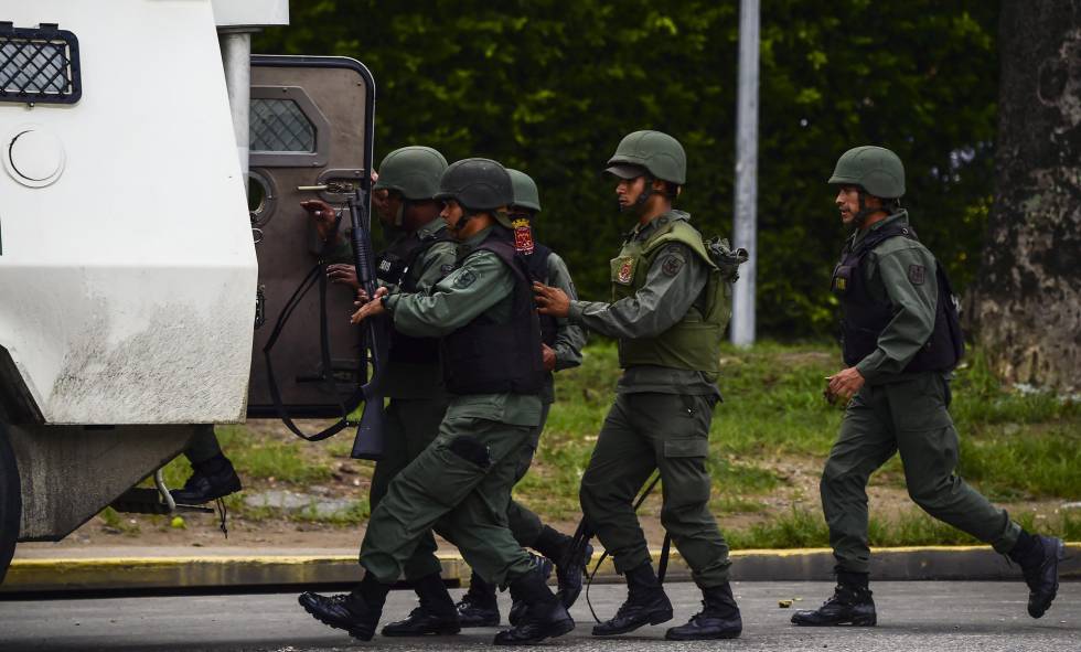 La ONU denuncia “torturas” y “uso generalizado y sistemático de fuerza excesiva” en Venezuela 1502183981_665907_1502184177_noticia_normal