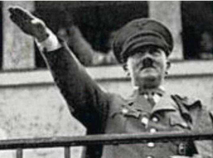 Un turista estadounidense recibe una paliza en Alemania por hacer el saludo nazi