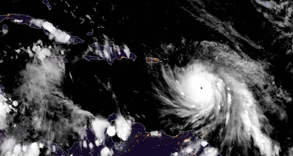 Furacão Maria atinge Dominica