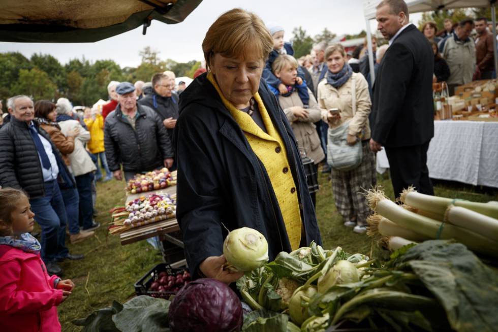 La canciller alemana, Angela Merkel, hace campaña el sábado en Putbus, al oeste de Alemania. 