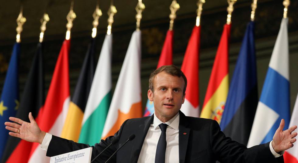 El presidente frnacés, Emmanuel Macron, durante un discurso este martes en París.rn 