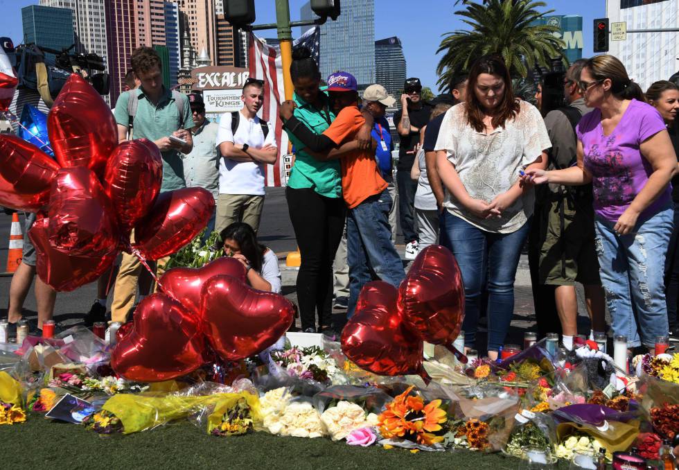 Memorial cercano al festival de música en Las Vegas.