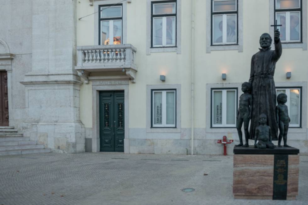 La estatua erigida en Lisboa (Portugal) al padre António Vieira.