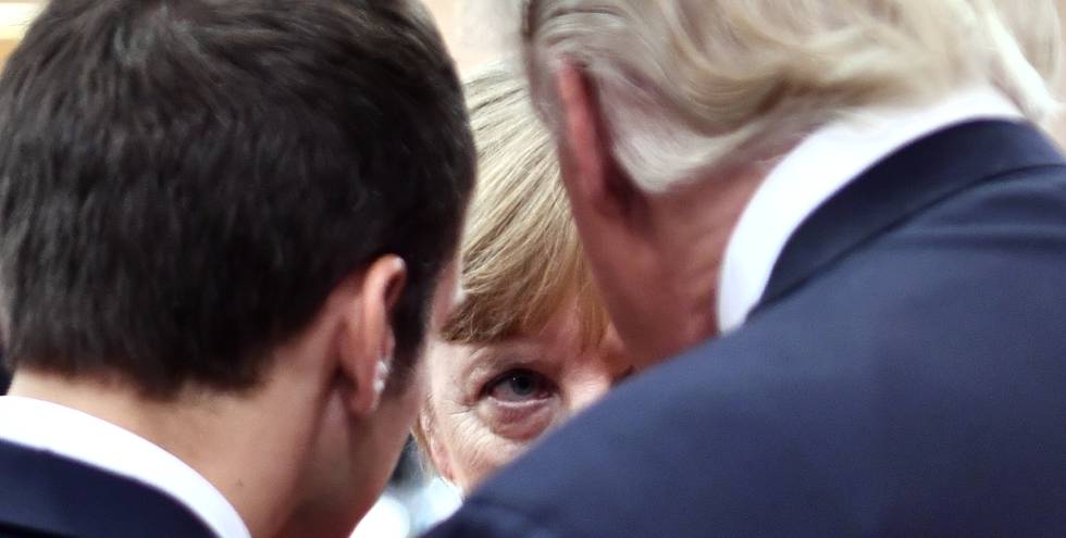 Macron, Merkel y Trump, en una reunión del G20 en Hamburgo (Alemania), el pasado 7 de julio. rn 
