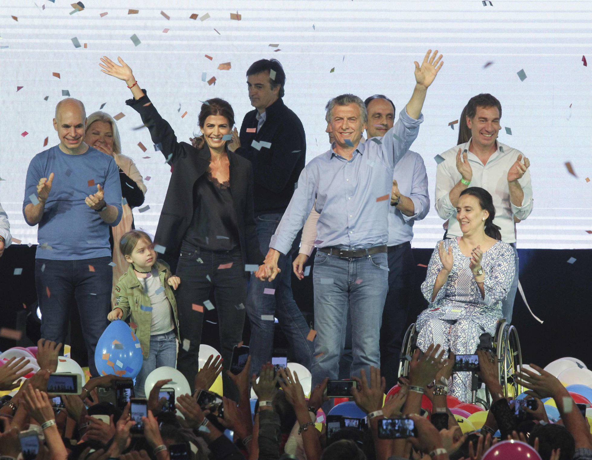 Macri ganó la presidencia en argentina - Página 9 1508779553_248321_1508780245_noticia_normal_recorte1