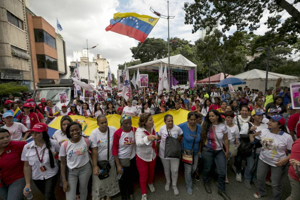 Movilización en apoyo al Gobierno este miércoles, en Caracas.