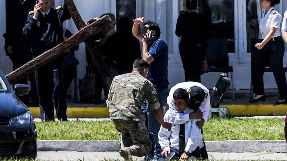 La Armada argentina confirma que hubo una explosión en la zona donde desapareció el submarino