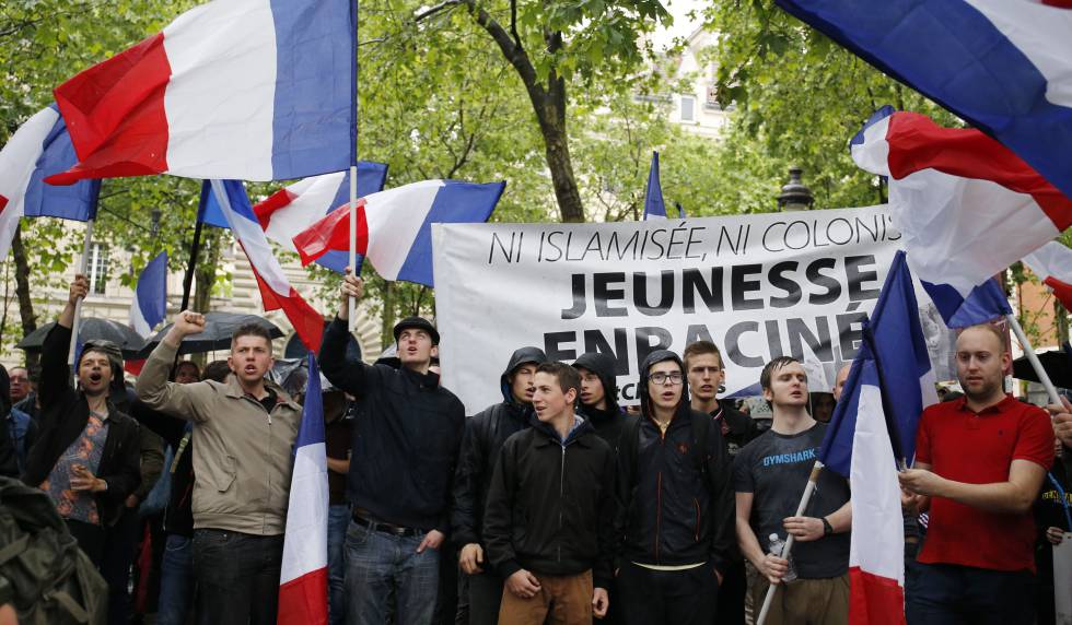 Miembros de Generación Identitaria se manifiestan en París, el 28 de mayo de 2016.