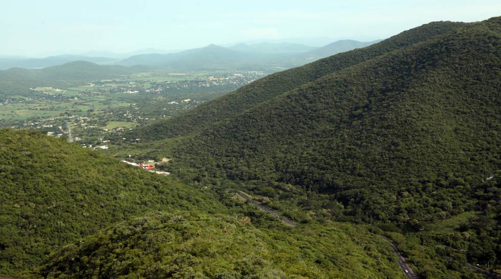 La sierra de Monte Negro, uno de los espacios mejor conservados de Morelos (centro de México).