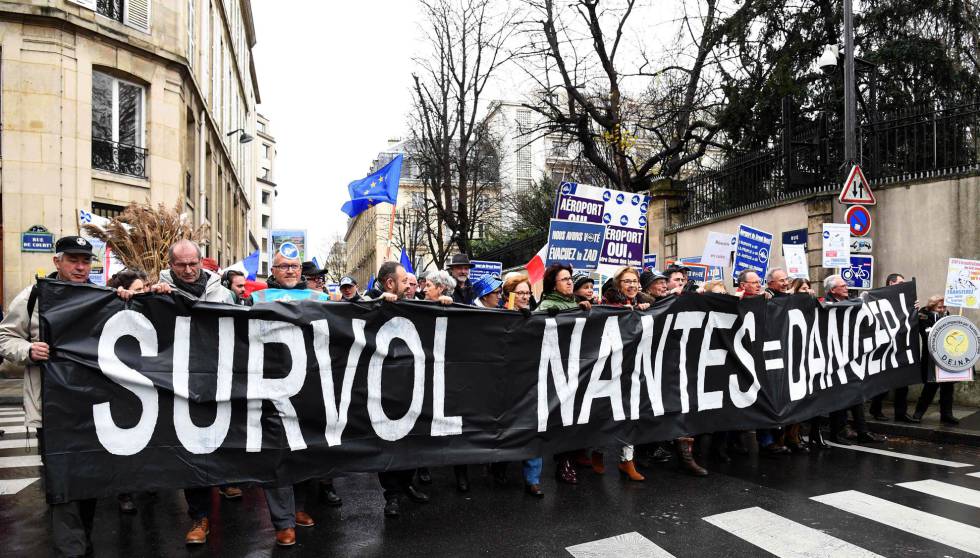 Manifestantes en apoyo del aeropuerto de Notre-Dame-des-Landes en diciembre de 2017.