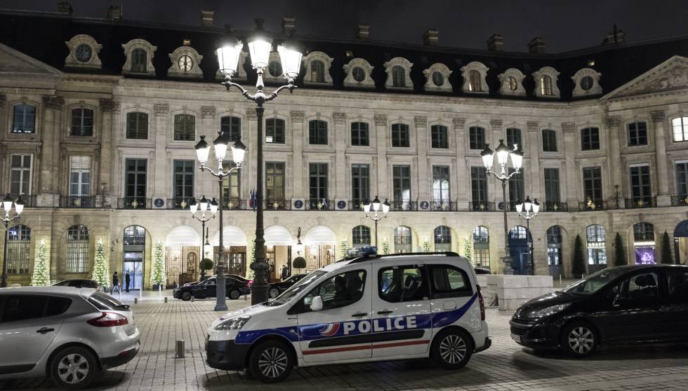 La Policia Recupera Todas Las Joyas Robadas En El Hotel Ritz De Paris Internacional El Pais