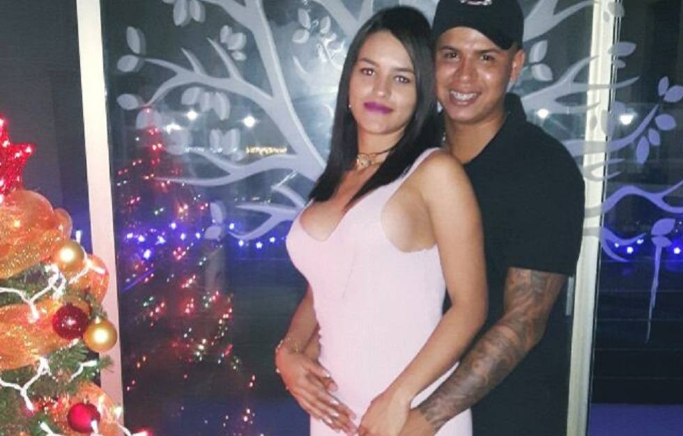 Yesly Tatiana y Joan Sebastián en una imagen de Facebook.