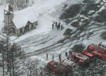 Un muerto en Japón tras un alud provocada por la erupción de un volcán cerca de un centro de esquí
