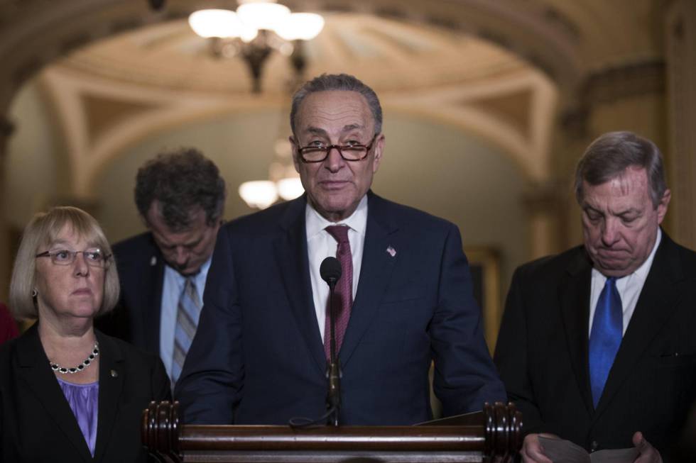 El líder de la minoría demócrata del Senado, Chuck Schumer, este martes