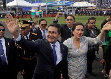 La Fiscalía de Nueva York acusa al presidente de Honduras de recibir un millón de dólares de El Chapo