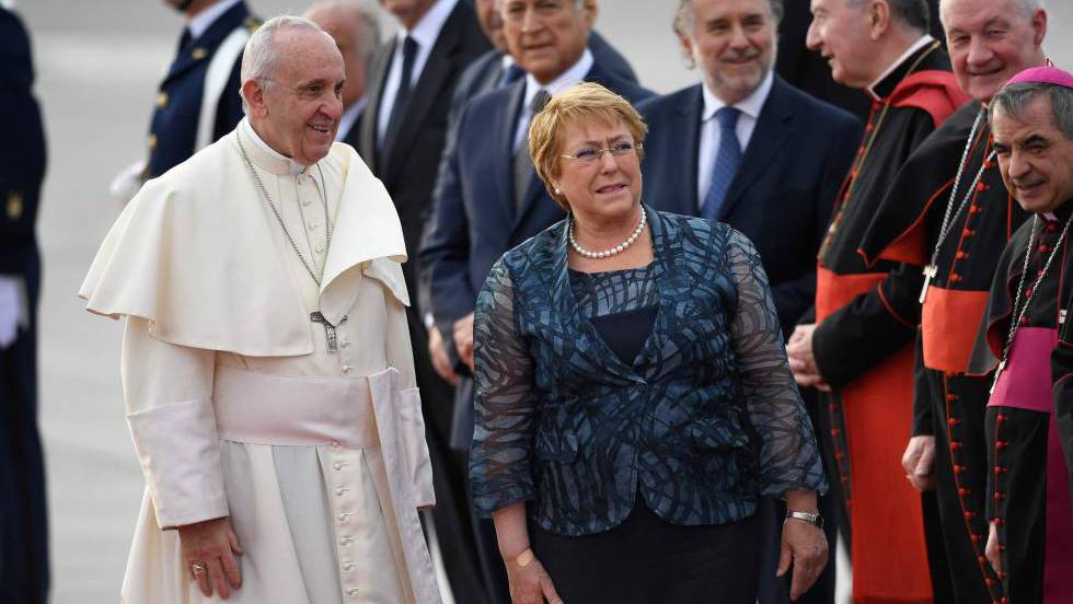  El Papa Francisco y la presidenta Michelle Bachelet, en Chile. 