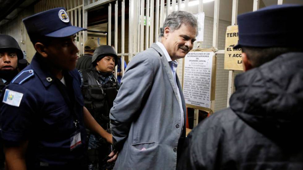 Detenido el presidente de Oxfam por un caso de corrupción cuando era ministro de Guatemala