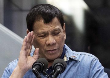 Duterte desaconseja el uso de preservativos por “no ser placenteros”