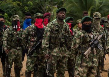 Cinco soldados colombianos mueren y otros 10 resultan heridos en un ataque atribuido al ELN