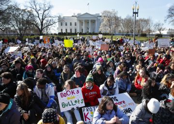 Masiva protesta de estudiantes en EE UU contra las armas