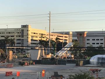 Al menos seis muertos en Miami al derrumbarse un puente peatonal en construcción sobre una autopista