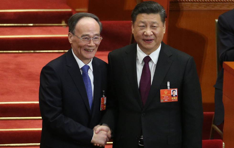 Wang Qishan y Xi Jinping, este sábado en Pekín. 