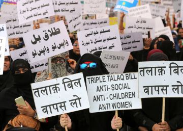 Miles de indias musulmanas protestan contra las penas de prisión para sus maridos por el divorcio exprés