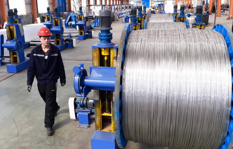 Os EUA imporão tarifas a uma lista de 1.300 produtos chineses, entre eles o alumÃnio.