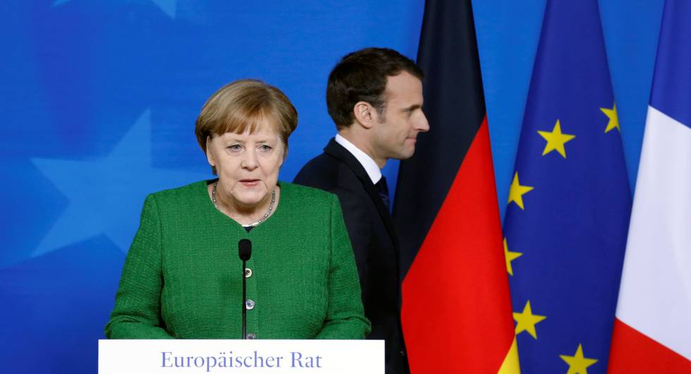 La canciller alemana, Angela Merkel, junto al presidente francÃ©s, Emmanuel Macron, en la Ãºltima cumbre en Bruselas.