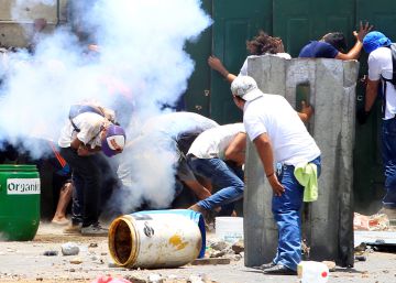 Varios muertos durante las protestas en Nicaragua contra las reformas de Ortega