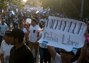 Decenas de miles de nicaragüenses exigen el fin del régimen de Ortega
