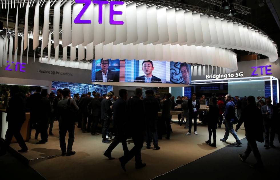 Expositor de ZTE en el Mobile World Congress, en Barcelona, el pasado febrero.