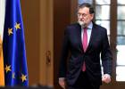 (FILES) In this file photo taken on December 29, 2017 Spanish Prime Minister Mariano Rajoy arrives to hold his end-of-the-year press conference in Madrid.  Spain's centrist Ciudadanos, Prime Minister Mariano Rajoy's ally in parliament, on May 25, 2018 called for a snap poll after Rajoy's conservative Popular Party was sentenced in a major graft trial.    AFP PHOTO  JAVIER SORIANO