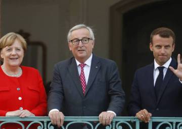 Juncker convoca una cumbre informal sobre inmigración el domingo en Bruselas