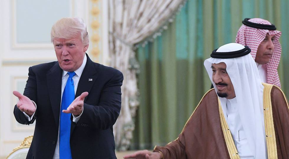 Donald Trump y SalmÃ¡n bin Abdelaziz, en mayo de 2017 en Riad.