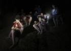 Hallados con vida los 12 niños desaparecidos en una cueva de Tailandia hace nueve días