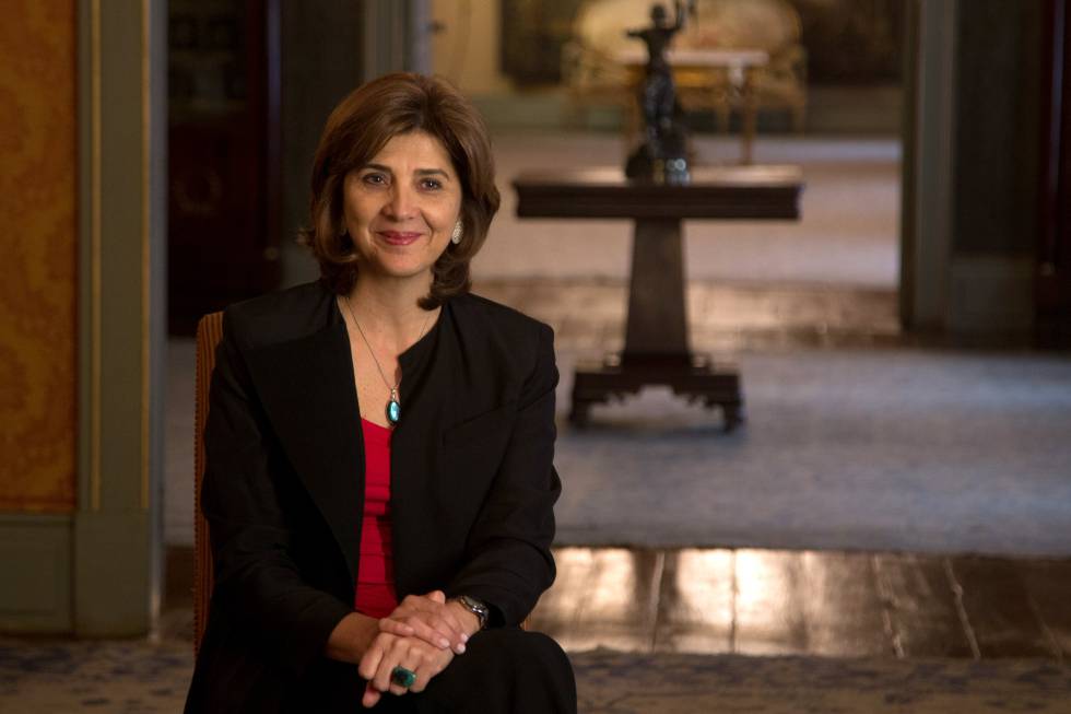Maria Angela Holguin