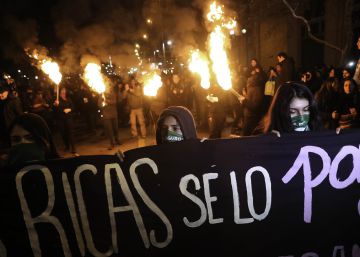 Apuñaladas tres chilenas en medio de una marcha feminista