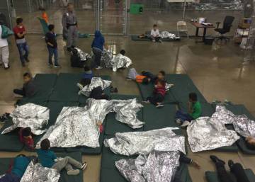 Niños migrantes detenidos cuentan sus penurias: maltratos, frÃo extremo y agua en mal estado