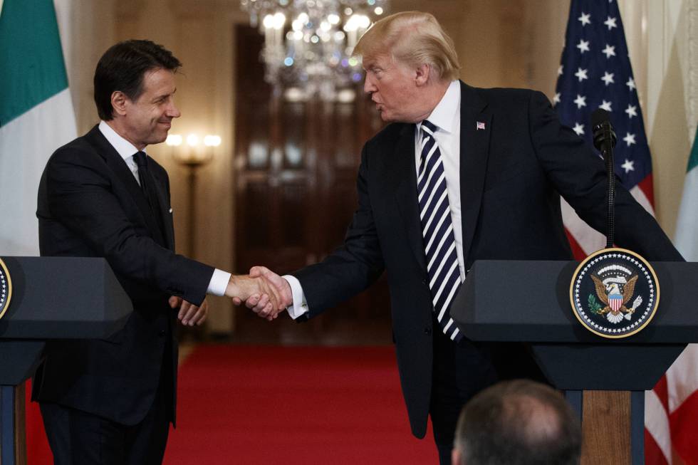 Trump y Conte, este lunes en una rueda de prensa en la Casa Blanca