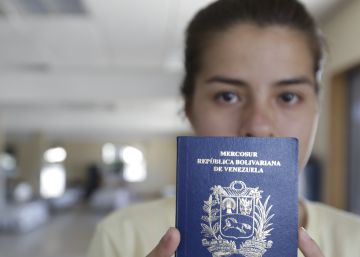 Una jueza obliga a Ecuador a admitir venezolanos sin pasaporte durante 45 días