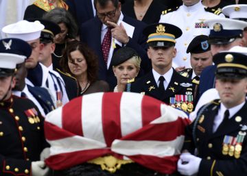 El funeral de John McCain se convierte en una enmienda a Donald Trump