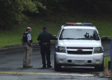 Una trabajadora temporal mata a tres personas en un almacén en Maryland Una trabajadora temporal mata a tres personas en un almacén en Maryland