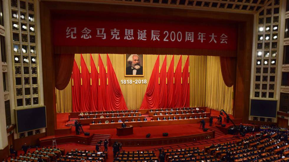 O presidente chinÃªs, Xi Jinping, durante um discurso em maio pelo 200Âº aniversÃ¡rio do nascimento de Marx