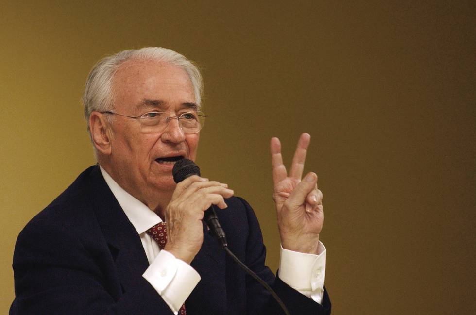 Betancur y el culto al español