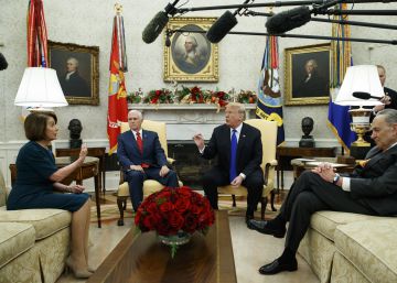 Trump y los líderes demócratas se enzarzan en una acalorada discusión ante las cámaras