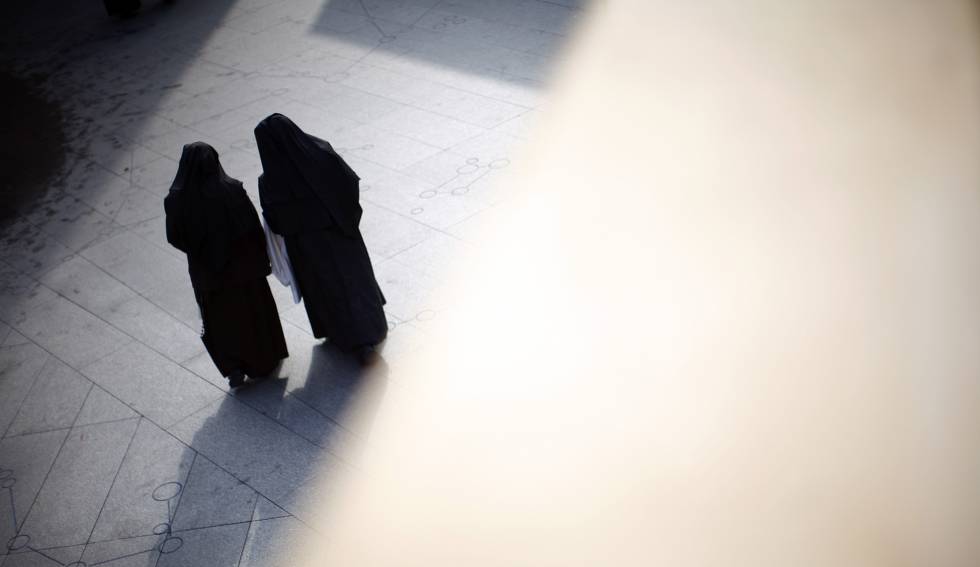 Robo monjas