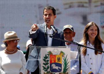 Guaidó fija los plazos de entrega de ayuda humanitaria para mantener viva la movilización