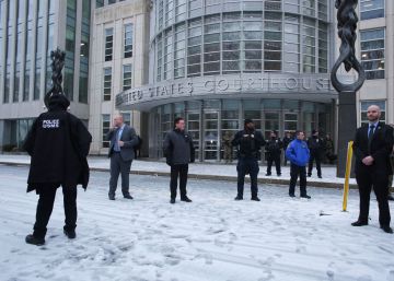 Milagros, crímenes y esperas: un día cualquiera en el juicio de El Chapo